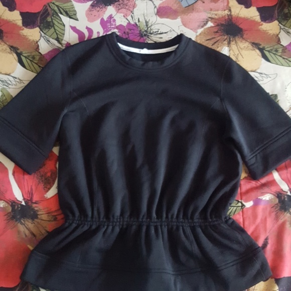 NWOT Lululemon Peplum Pullover - Picture 3 of 7